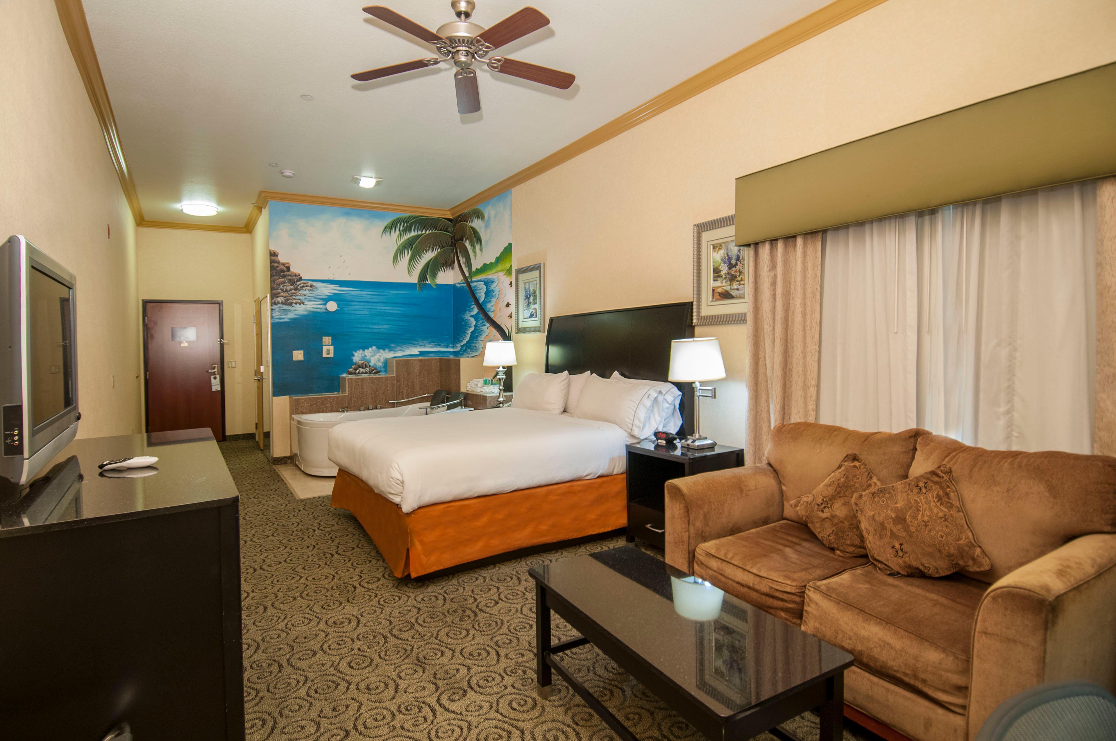 Holiday Inn Express & Suites Bakersfield Central By Ihg Eksteriør billede