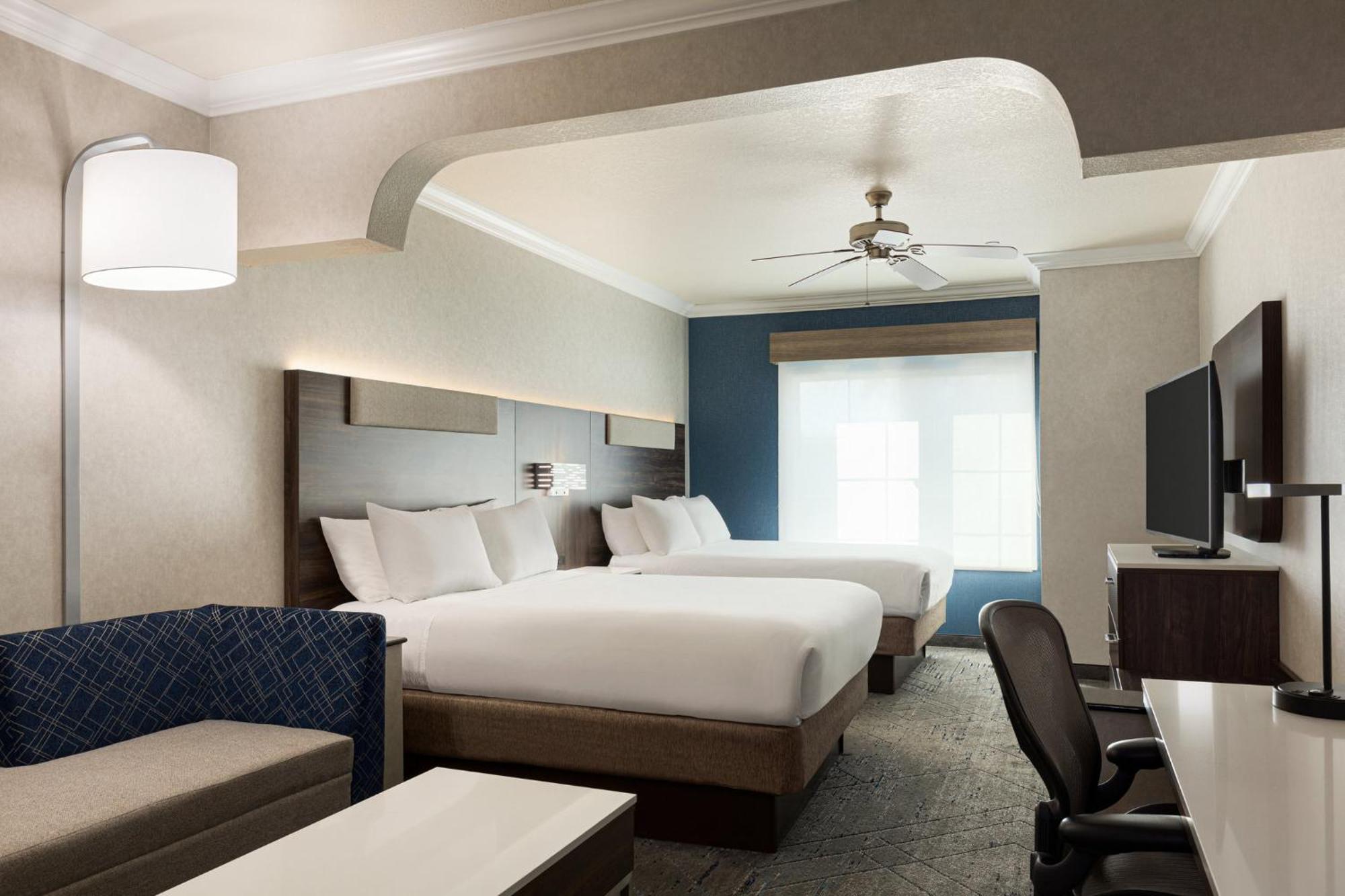 Holiday Inn Express & Suites Bakersfield Central By Ihg Eksteriør billede